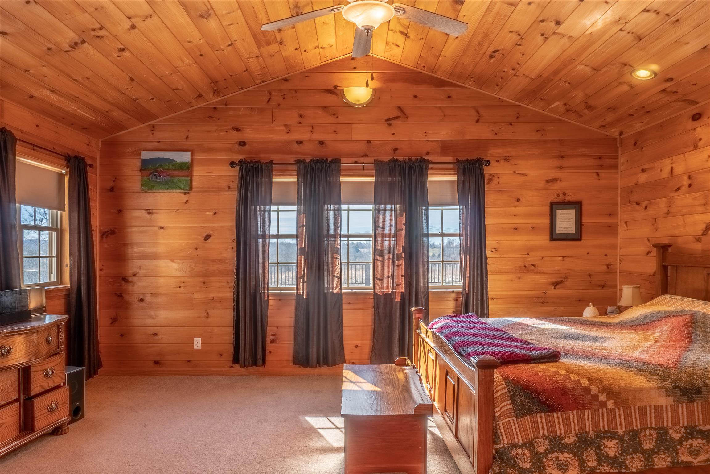 2141 Cunningham Road Cookeville, TN 38506 - Photo 12 of 30 Master bedroom with vaulted ceilings and tons of natural light!