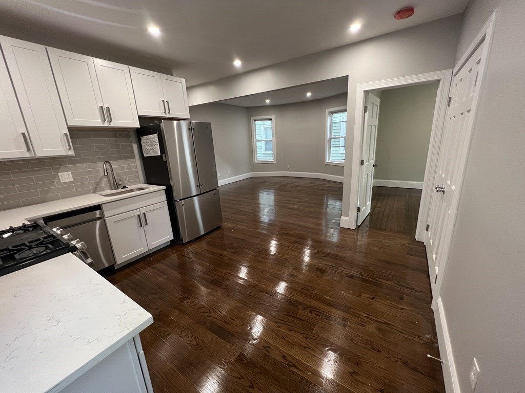 25 Pleasant Street, Unit 2 Boston, MA 02125 - Photo 2 of 9