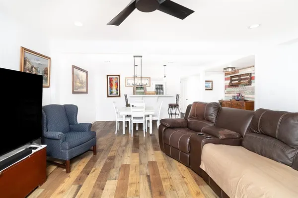 $179,000 | 1815 South Oak Street, Brady, TX 76825