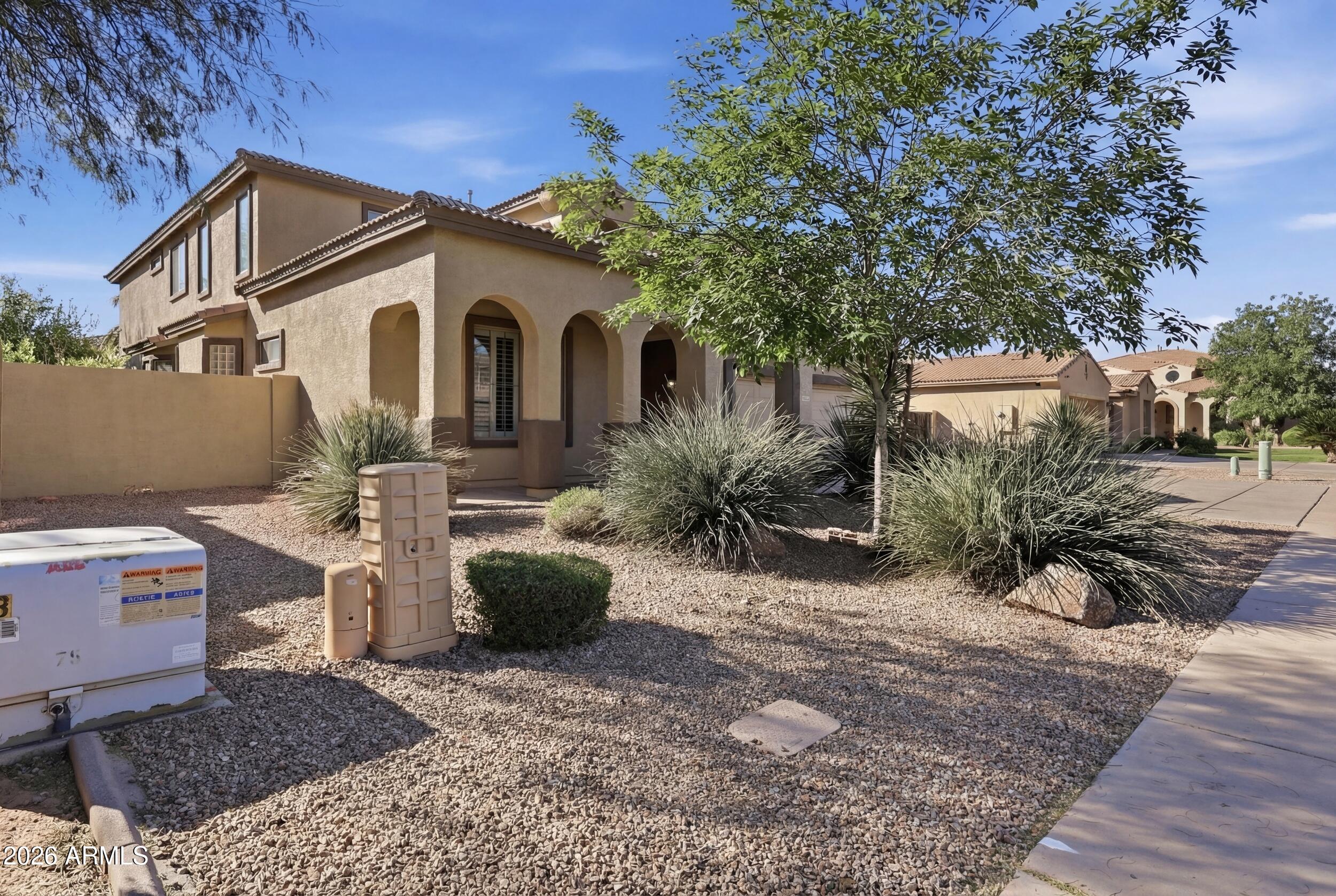 4122 South Clancy Mesa, AZ 85212 - Photo 12 of 70 2_img_4470_autoremove