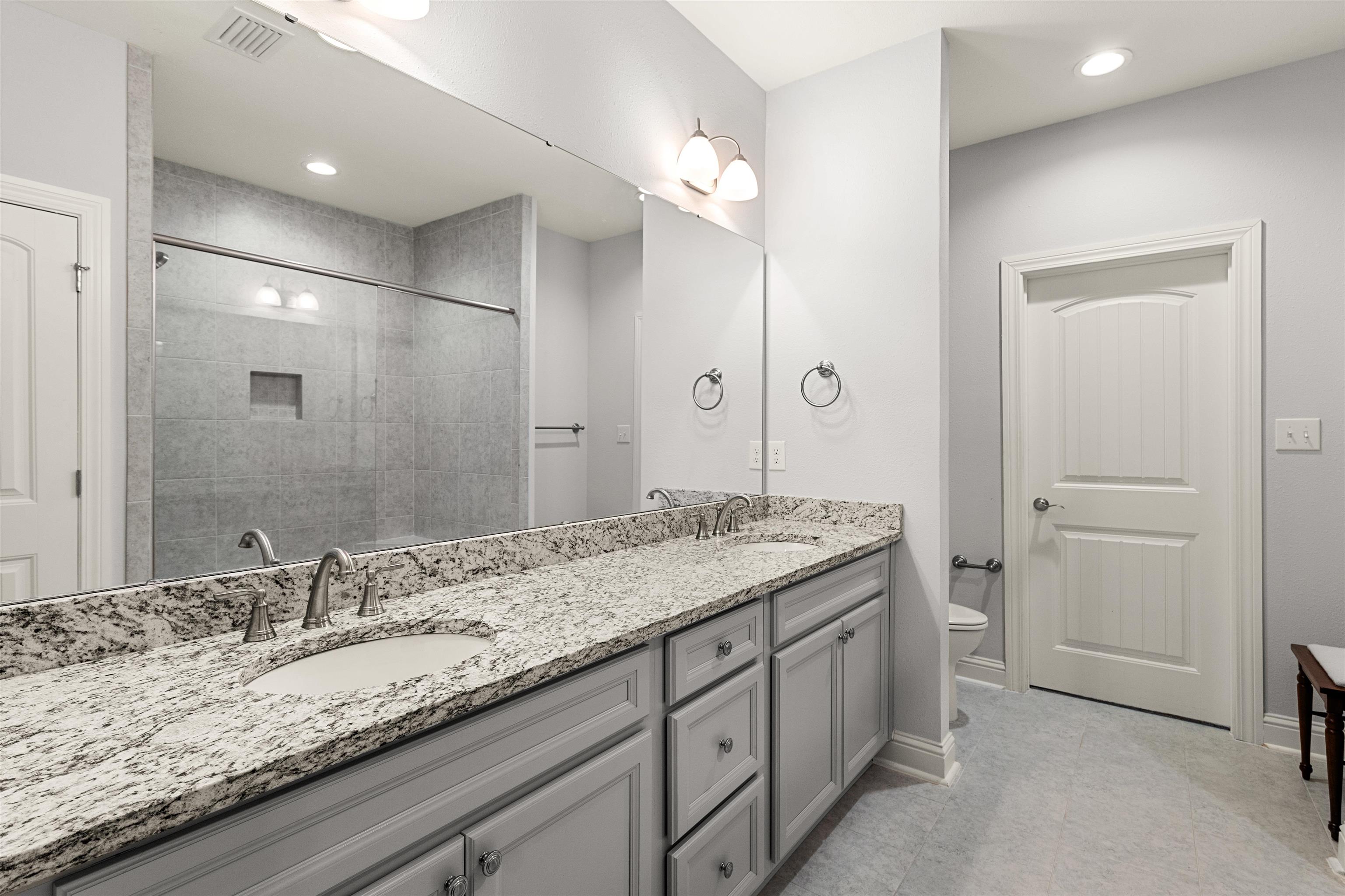 702 Holmes Avenue, Unit 702 Foley, AL 36535 - Photo 16 of 33 Bathroom