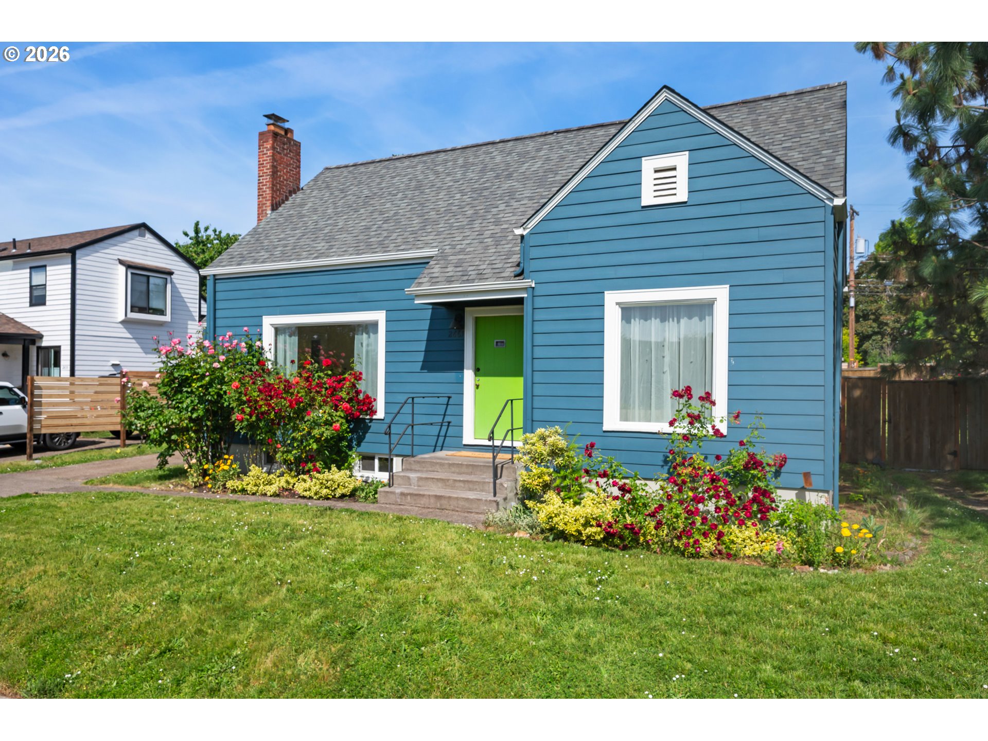 2661 Harris Street Eugene, OR 97405 - Photo 2 of 48