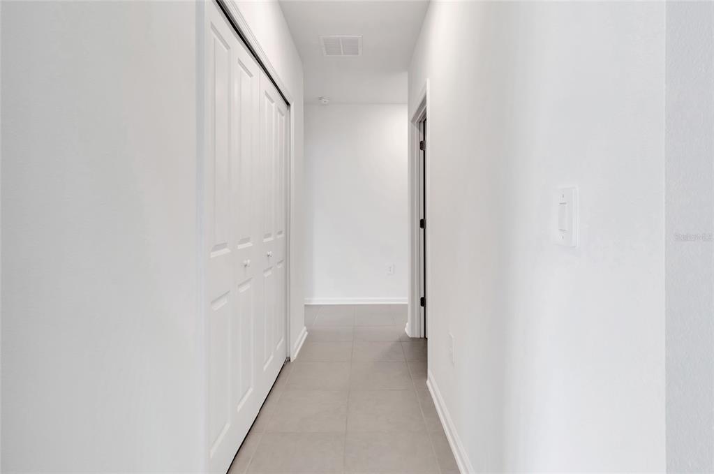 275 Puma Loop Groveland, FL 34736 - Photo 15 of 41 a view of a hallway