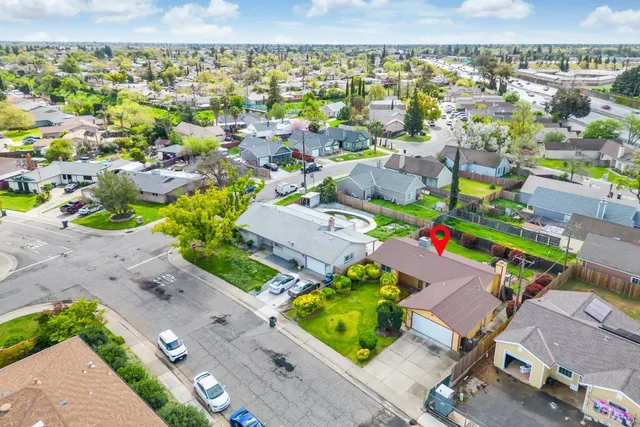 $399,900 | 4600 Le Donne Drive, Sacramento, CA 95823