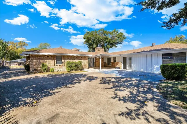 $2,250 | 5108 Mystic Trail, Dallas, TX 75216