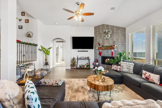 $3,900 | 441 Green Terrace Court, Midlothian, TX 76065