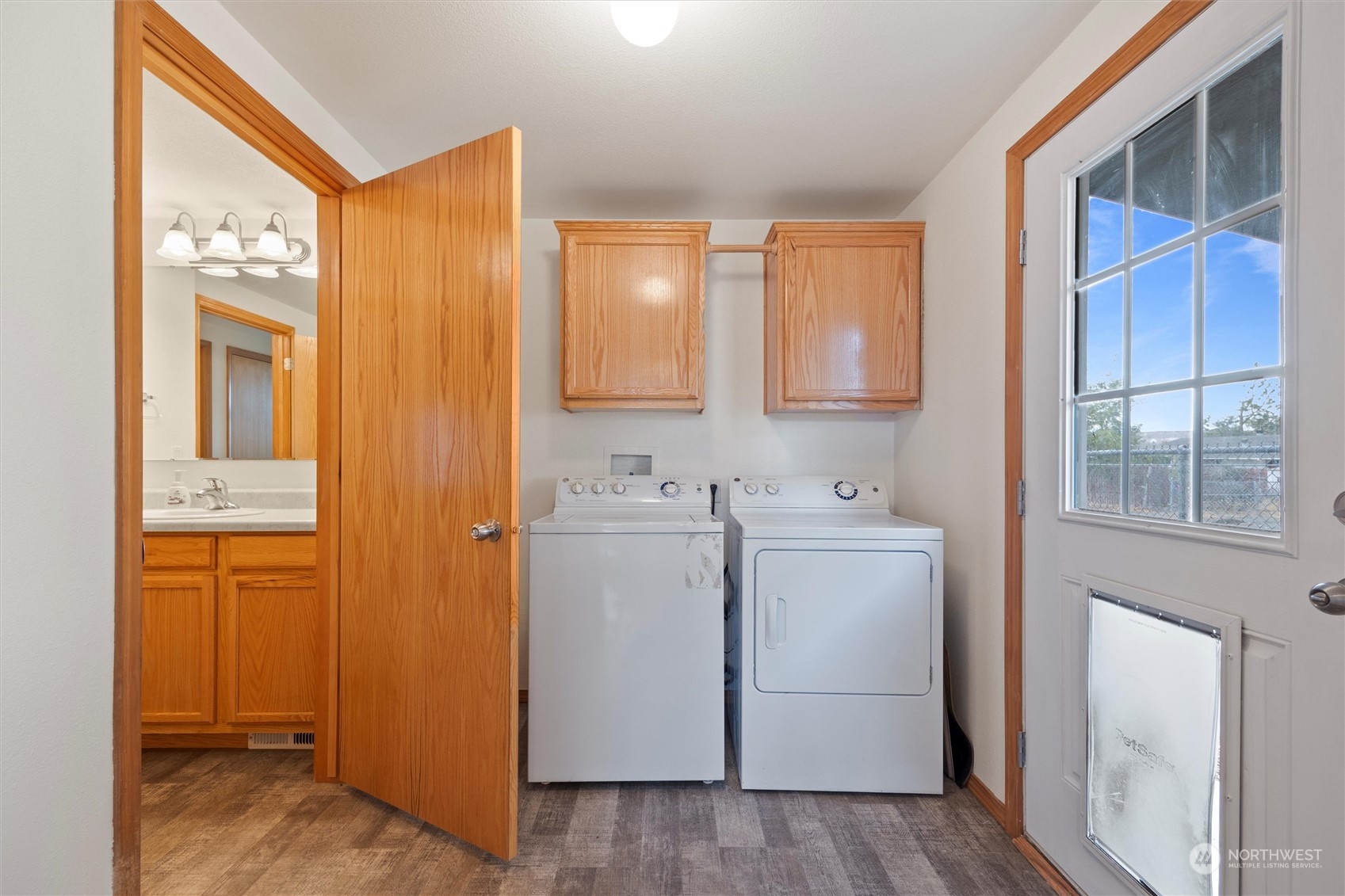 85 Second Street Touchet, WA 99360 - Photo 21 of 28 a view of bathroom with a sink cabinet and a window
