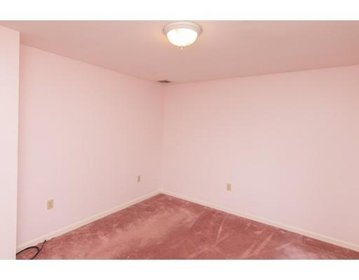 391 Old Post Road Walpole, MA 02081 - Photo 20 of 36 Gallery Image 20