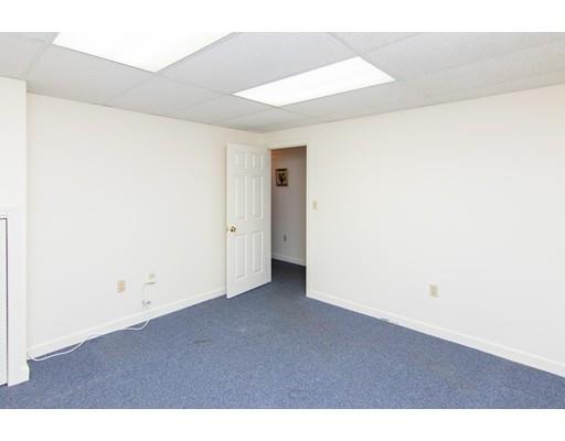 391 Old Post Road Walpole, MA 02081 - Photo 29 of 36 Gallery Image 29