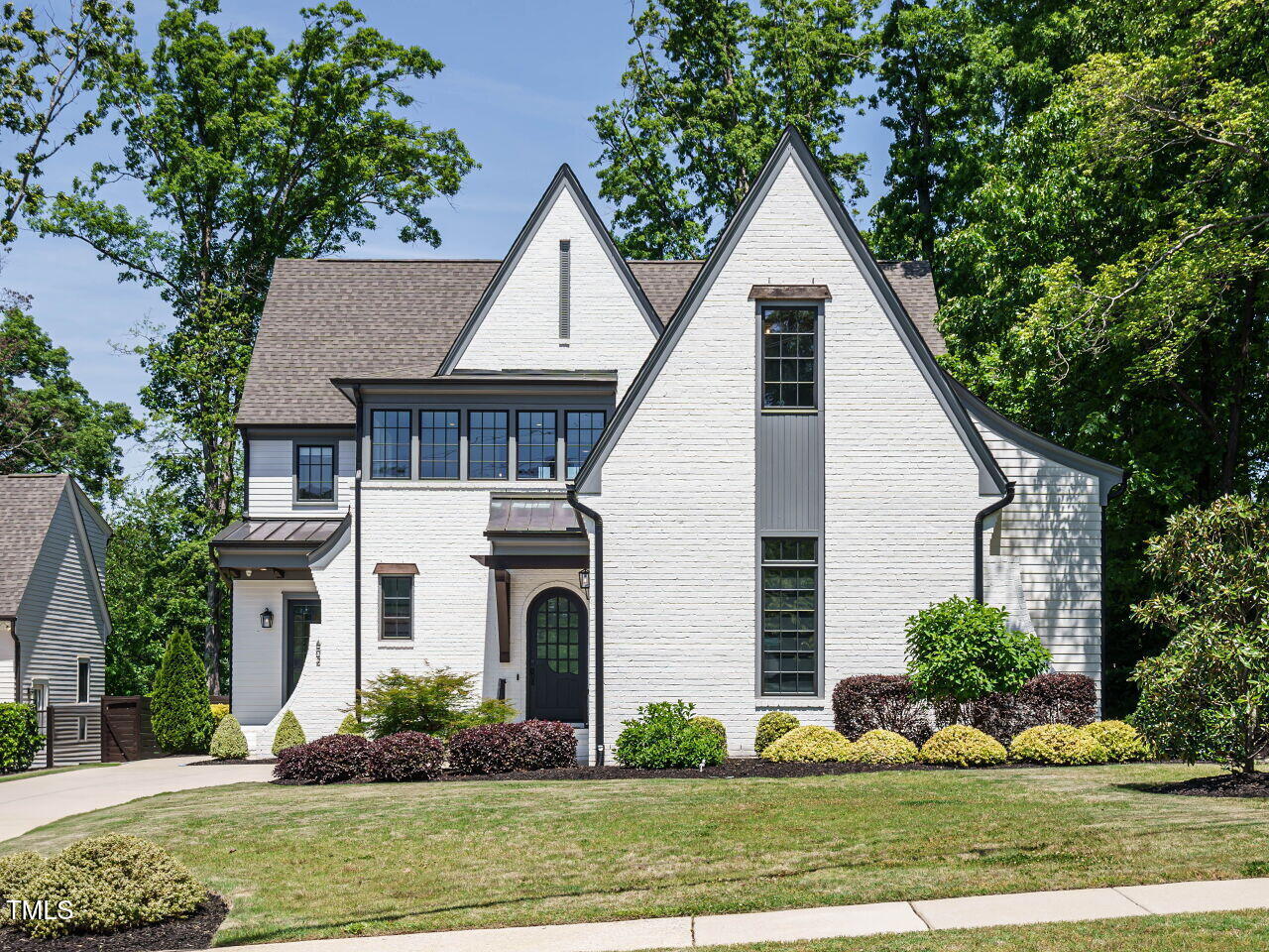 602 Shelley Road Raleigh, NC 27609 - Photo 3 of 64 003-1280x960-front-view