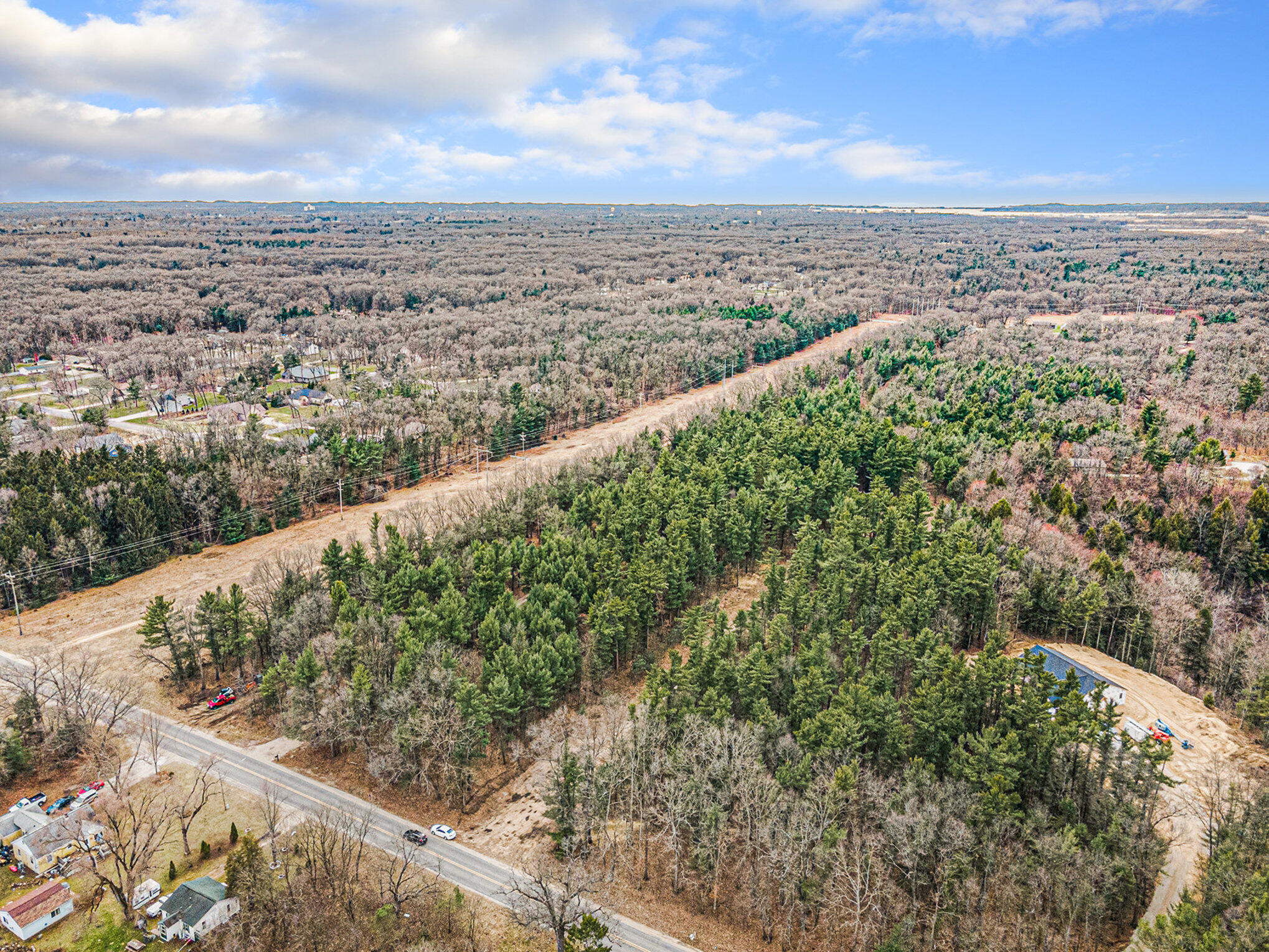 441 Brooks Road North Muskegon, MI 49442 - Photo 4 of 11 007_dji_0677_195