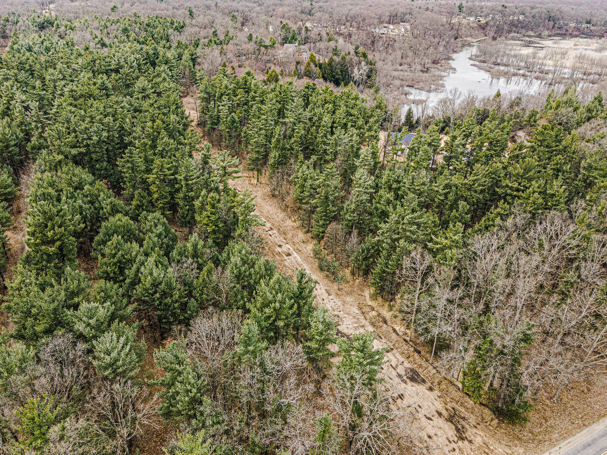 441 Brooks Road North Muskegon, MI 49442 - Photo 5 of 11 009_dji_0675_353