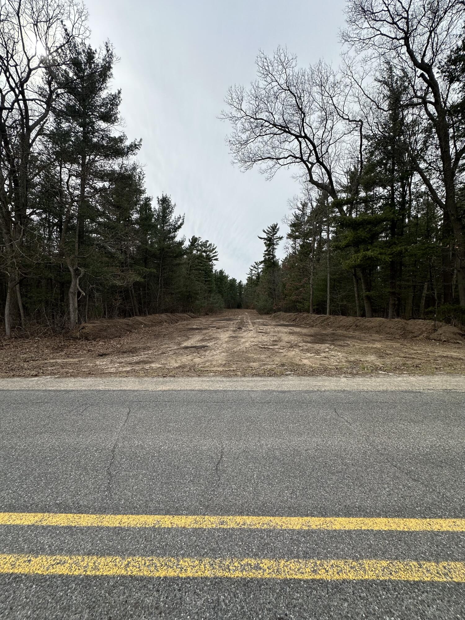441 Brooks Road North Muskegon, MI 49442 - Photo 10 of 11 IMG_3535