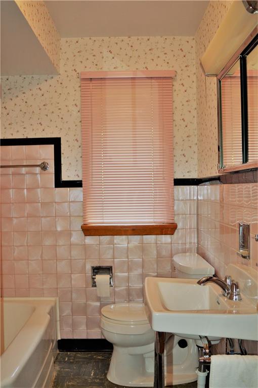 2073 Silverville Road Freeport, PA 16229 - Photo 13 of 25 Full Bah on Main Floor. All the original Details!