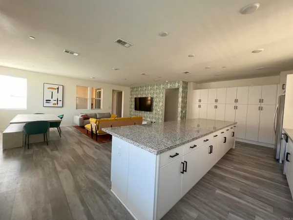 $3,900 | 5341 Calle Rockfish, Unit 78, San Diego, CA 92154