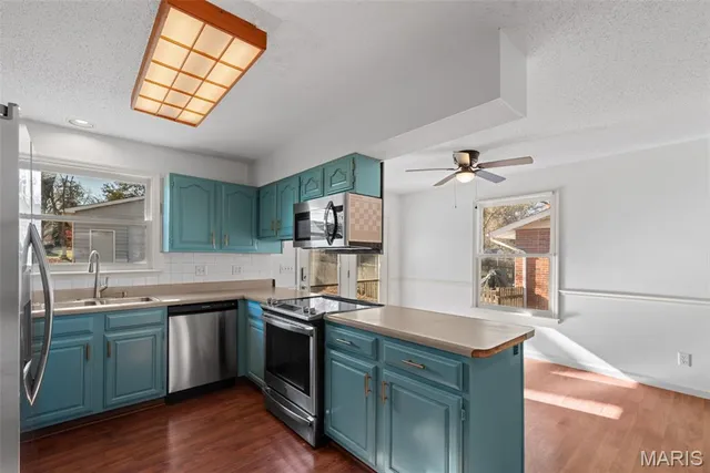 $415,000 | 7312 Melbourne Avenue, Shrewsbury, MO 63119