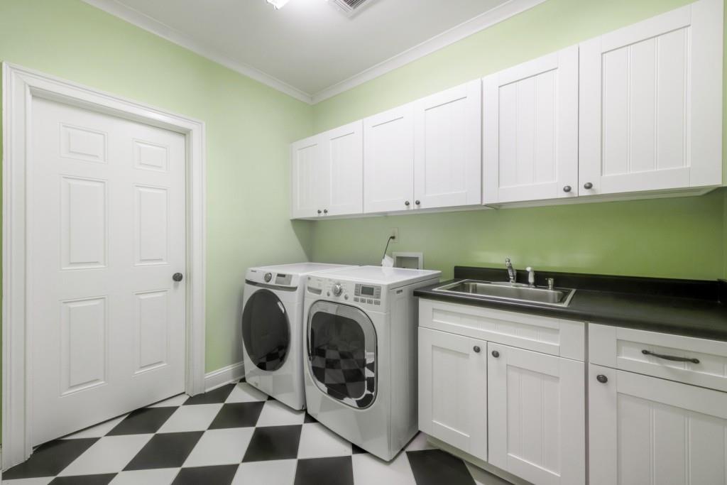 3282 Pinestream Road Northwest Atlanta, GA 30327 - Photo 35 of 54