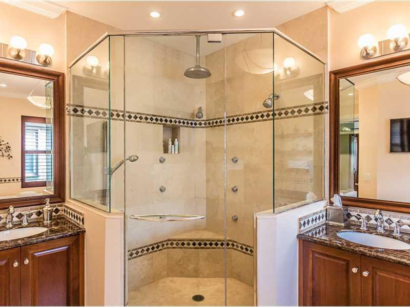 8641 Via Ancho Road Boca Raton, FL 33433 - Photo 28 of 35 Bathroom Master