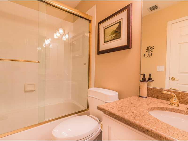 8641 Via Ancho Road Boca Raton, FL 33433 - Photo 35 of 35 Bathroom