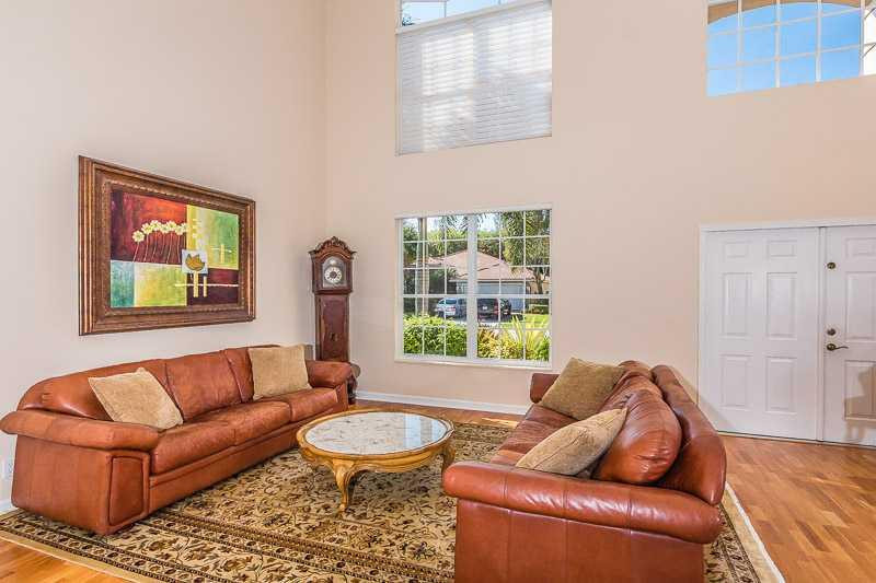 8641 Via Ancho Road Boca Raton, FL 33433 - Photo 4 of 35 Living Room