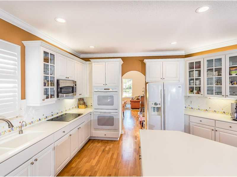 8641 Via Ancho Road Boca Raton, FL 33433 - Photo 8 of 35 Kitchen