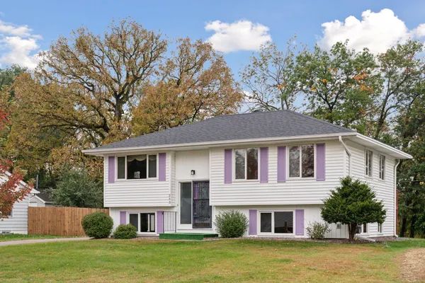 $308,700 | 253 Stardust Boulevard, Circle Pines, MN 55014