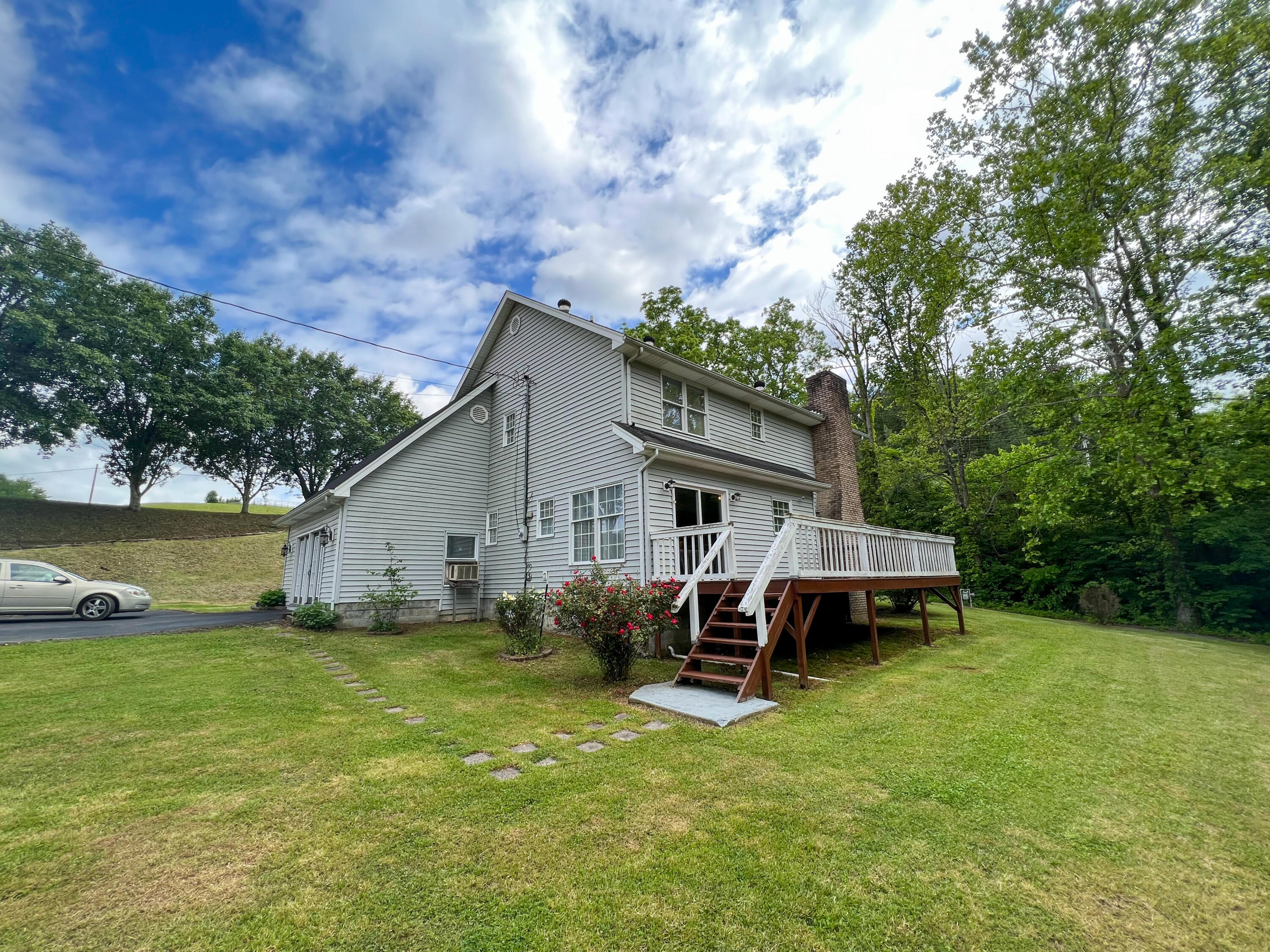 304 Fox Hollow Road Manchester, KY 40962 - Photo 6 of 68 IMG_7527