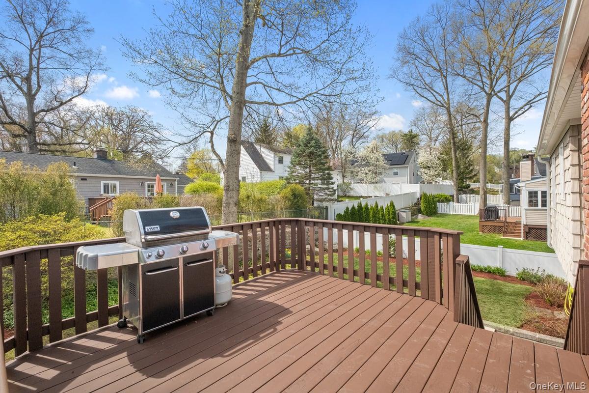 53 Jennings Road White Plains, NY 10605 - Photo 20 of 23