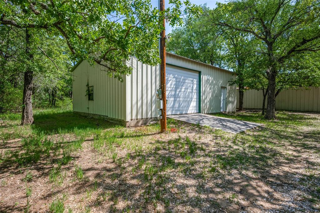 119 Private Road 1186 Decatur, TX 76234 - Photo 5 of 12 a backyard of a house with lots of green space