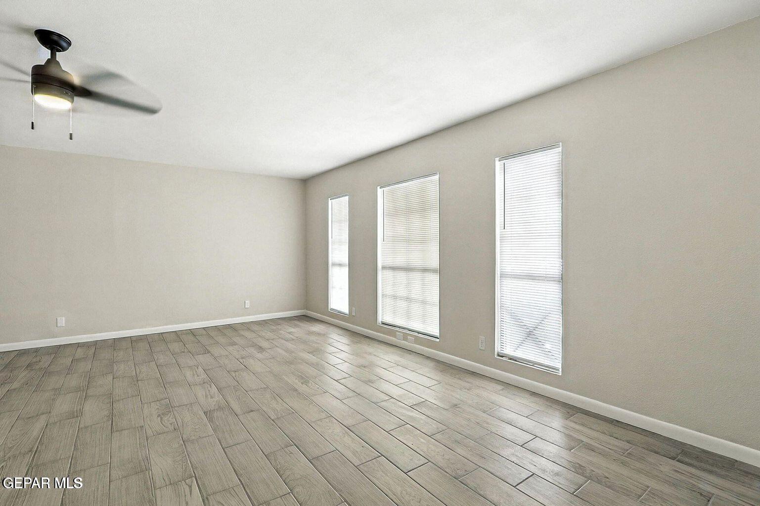 11273 Ivanhoe Drive El Paso, TX 79936 - Photo 36 of 43 40