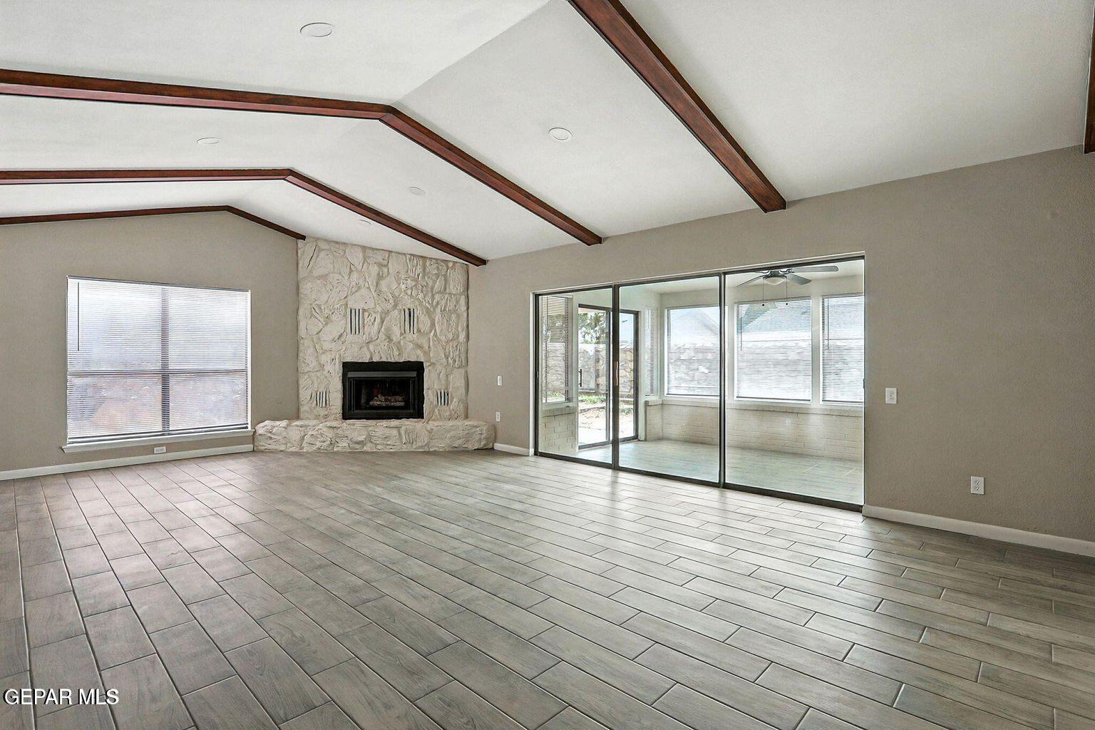 11273 Ivanhoe Drive El Paso, TX 79936 - Photo 7 of 43 11