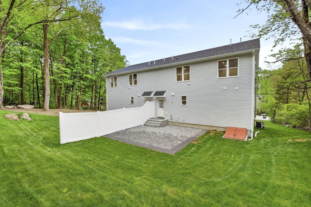 72 Westboro Road Grafton, MA 01536 - Photo 28 of 35