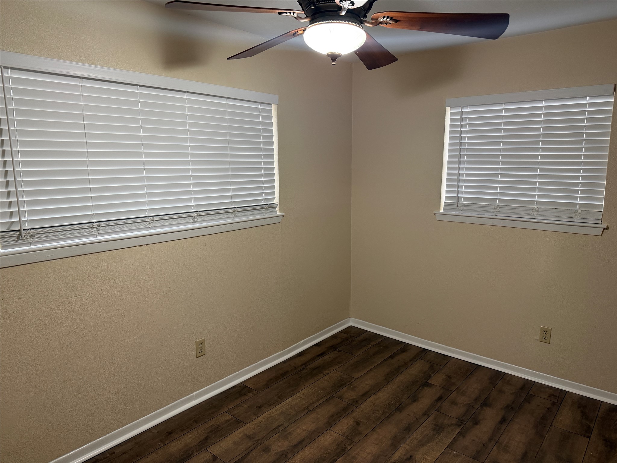 9 Dewthread Court Spring, TX 77380 - Photo 13 of 24 a view of a room with a window
