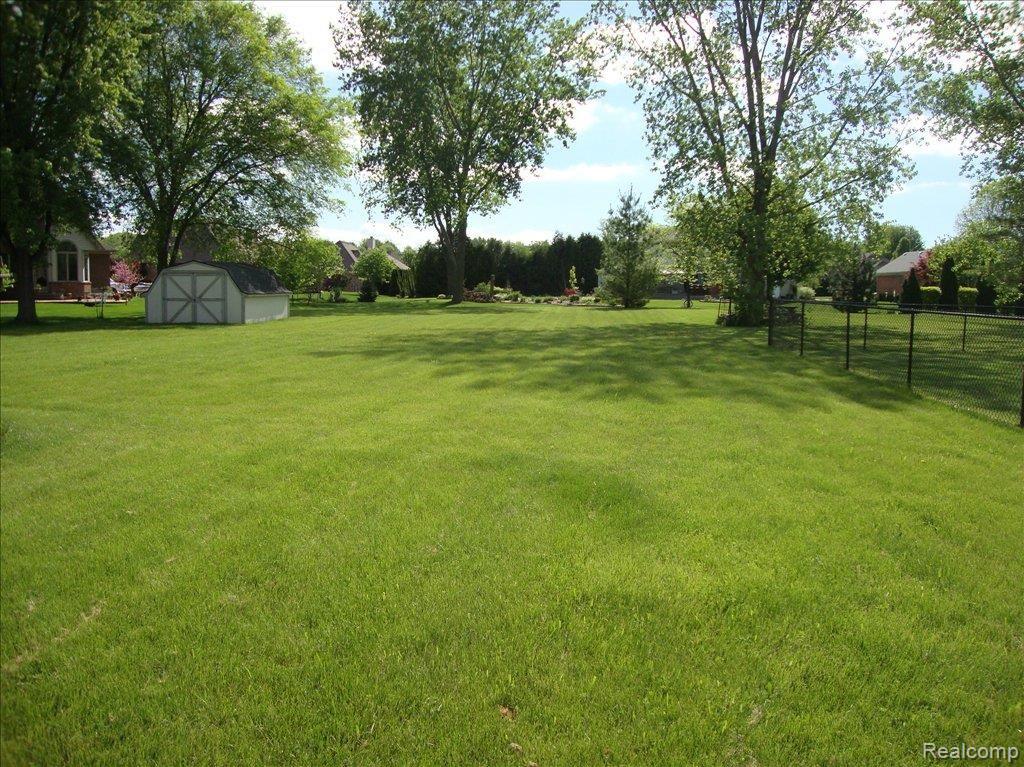 52096 Baker Road New Baltimore, MI 48047 - Photo 14 of 14 Backyard