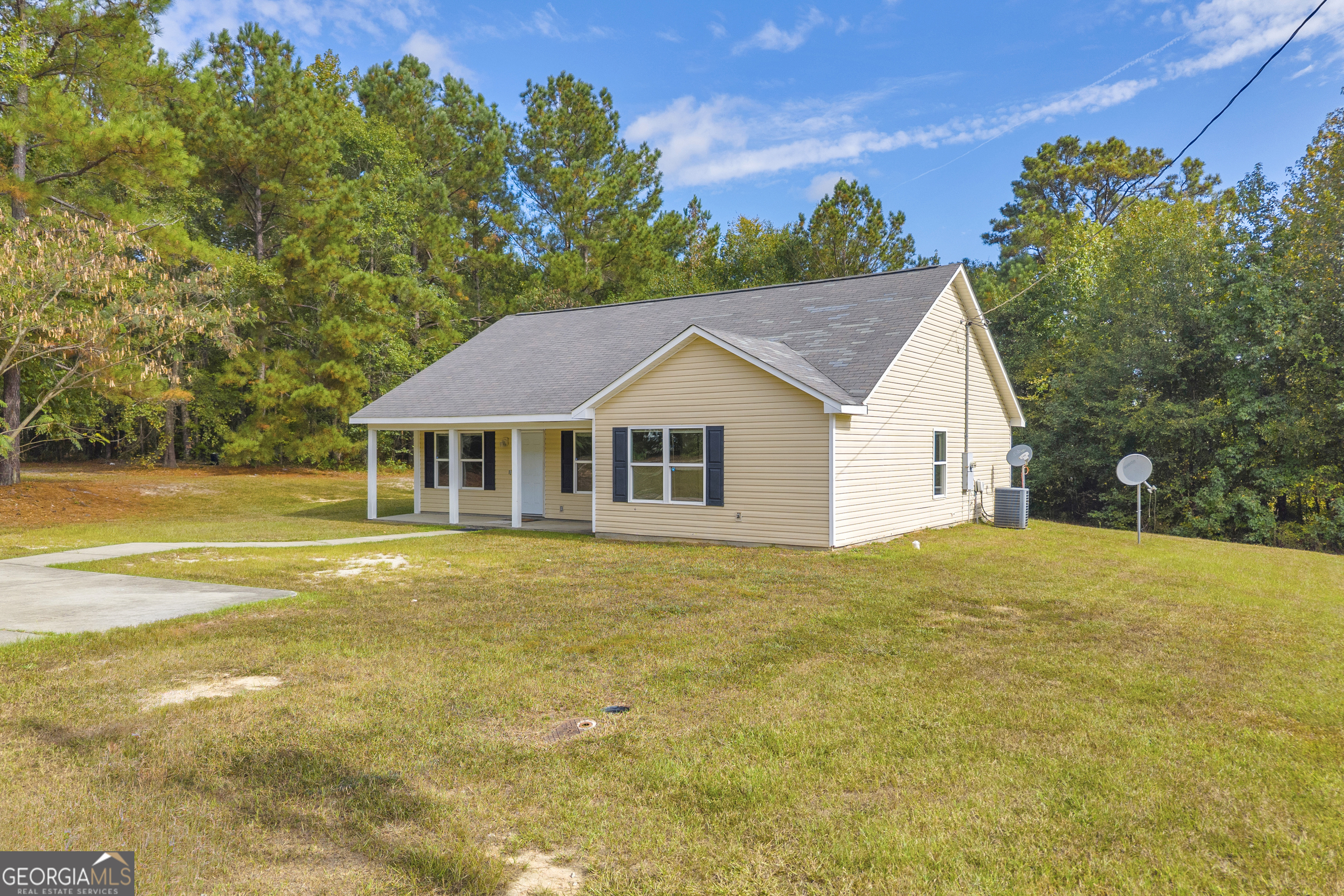 1244 Northview Extension Thomson, GA 30824 - Photo 3 of 56
