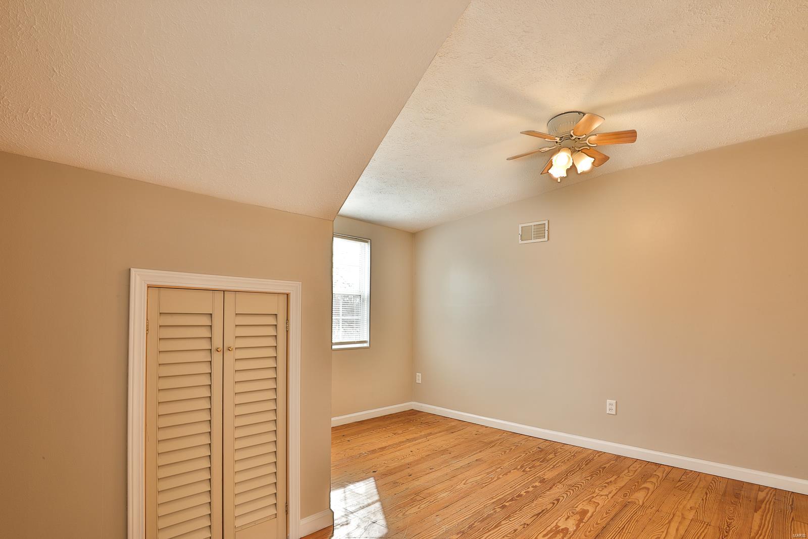 928 Spring Avenue St. Charles, MO 63301 - Photo 14 of 18