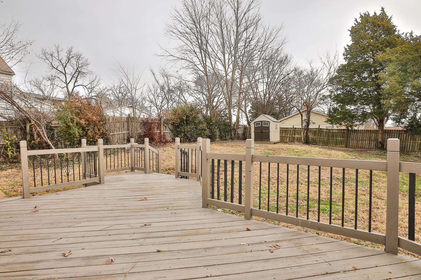 928 Spring Avenue St. Charles, MO 63301 - Photo 17 of 18