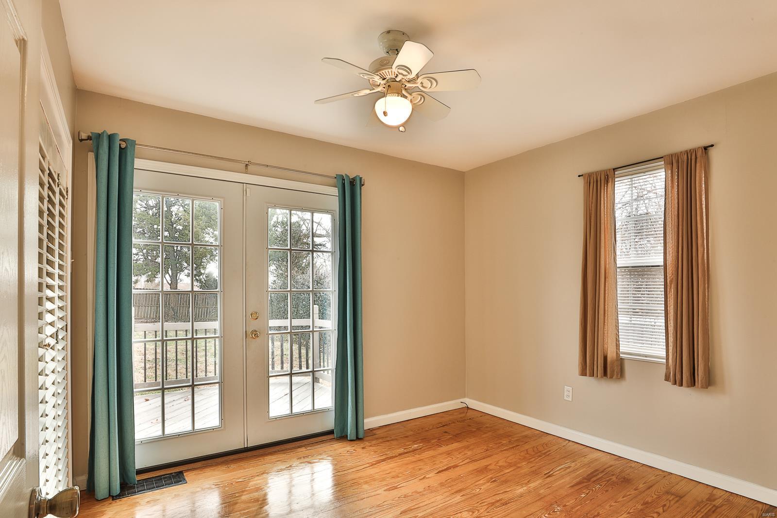 928 Spring Avenue St. Charles, MO 63301 - Photo 9 of 18