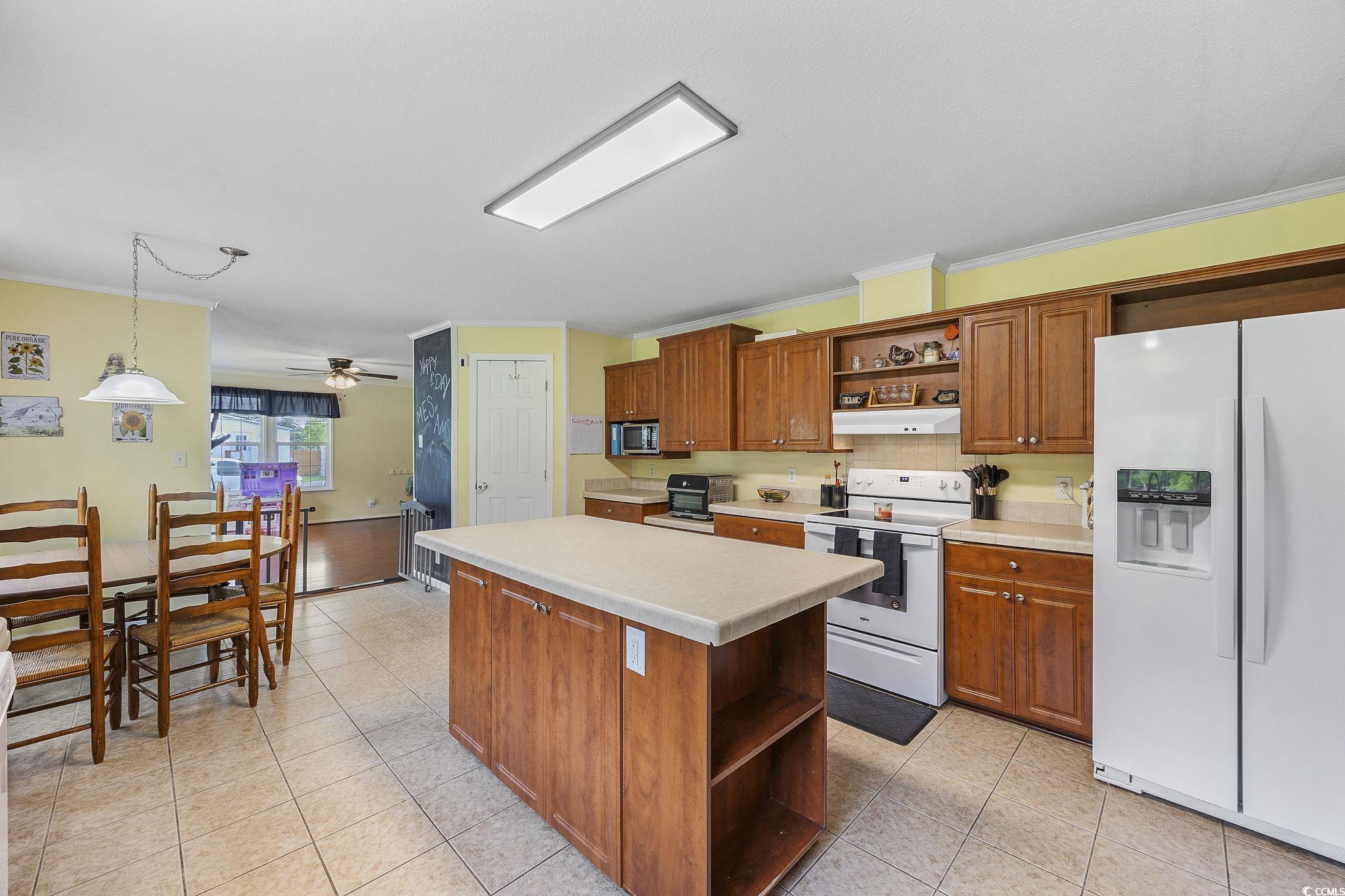 5368 Party Pines Road Conway, SC 29526 - Photo 6 of 38 Gallery Image 6