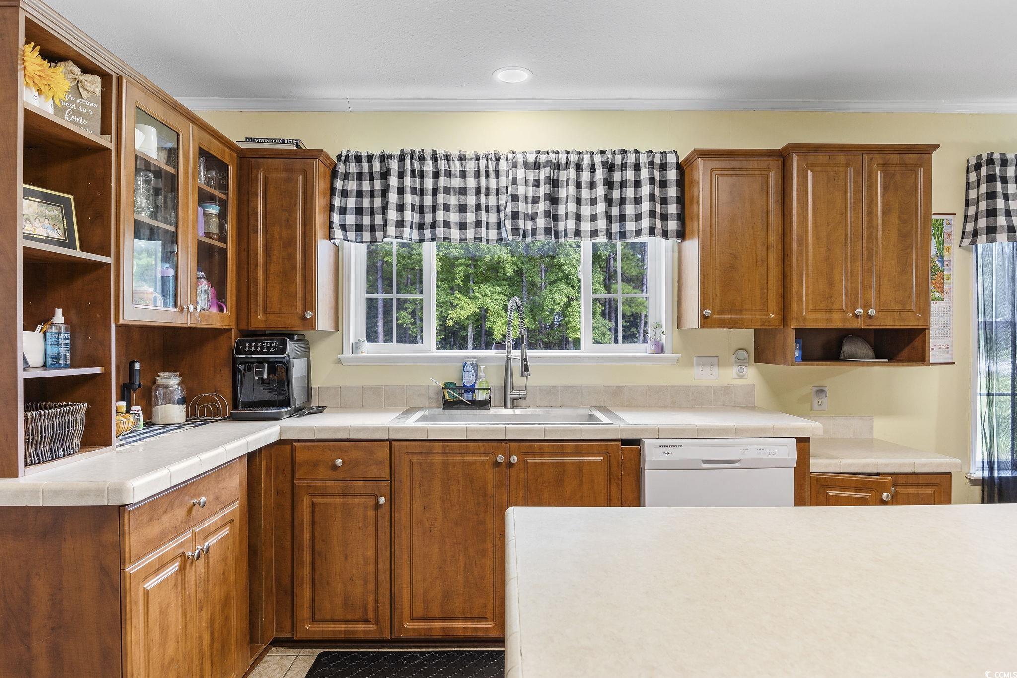 5368 Party Pines Road Conway, SC 29526 - Photo 7 of 38 Gallery Image 7