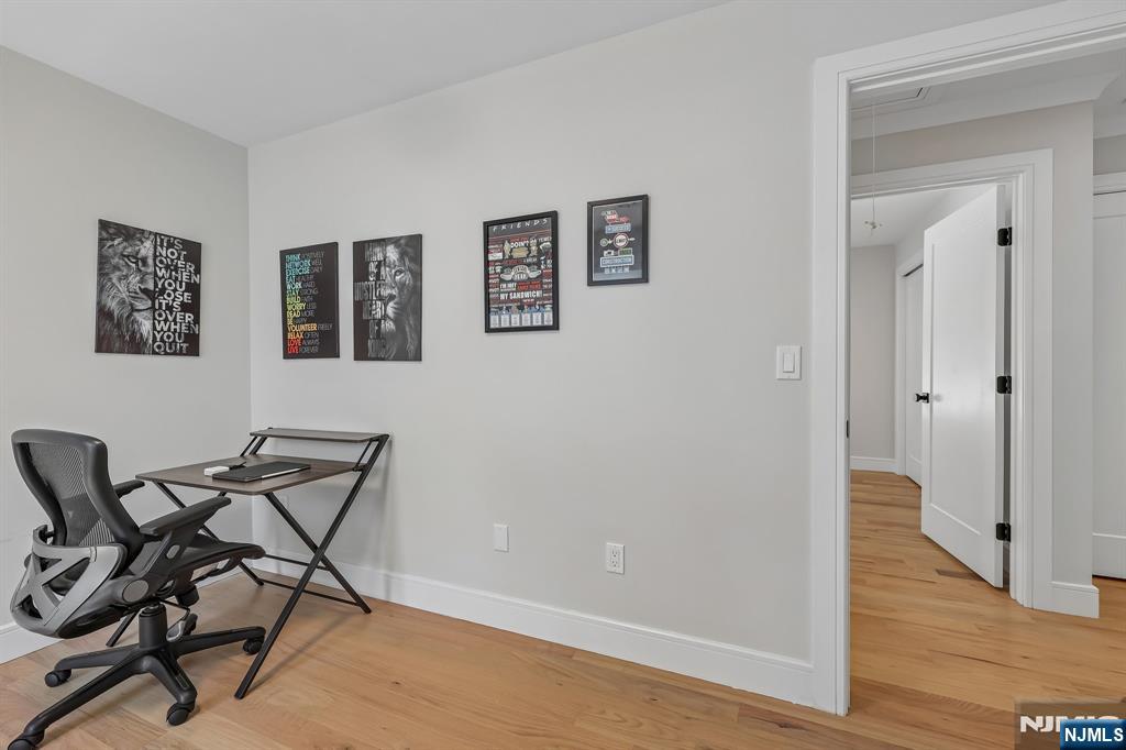 676 Ridgewood Avenue Oradell, NJ 07649 - Photo 38 of 50