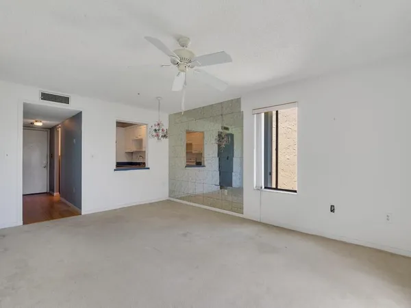 $205,000 | 5373 Southeast Miles Grant Road, Unit 208, Stuart, FL 34997