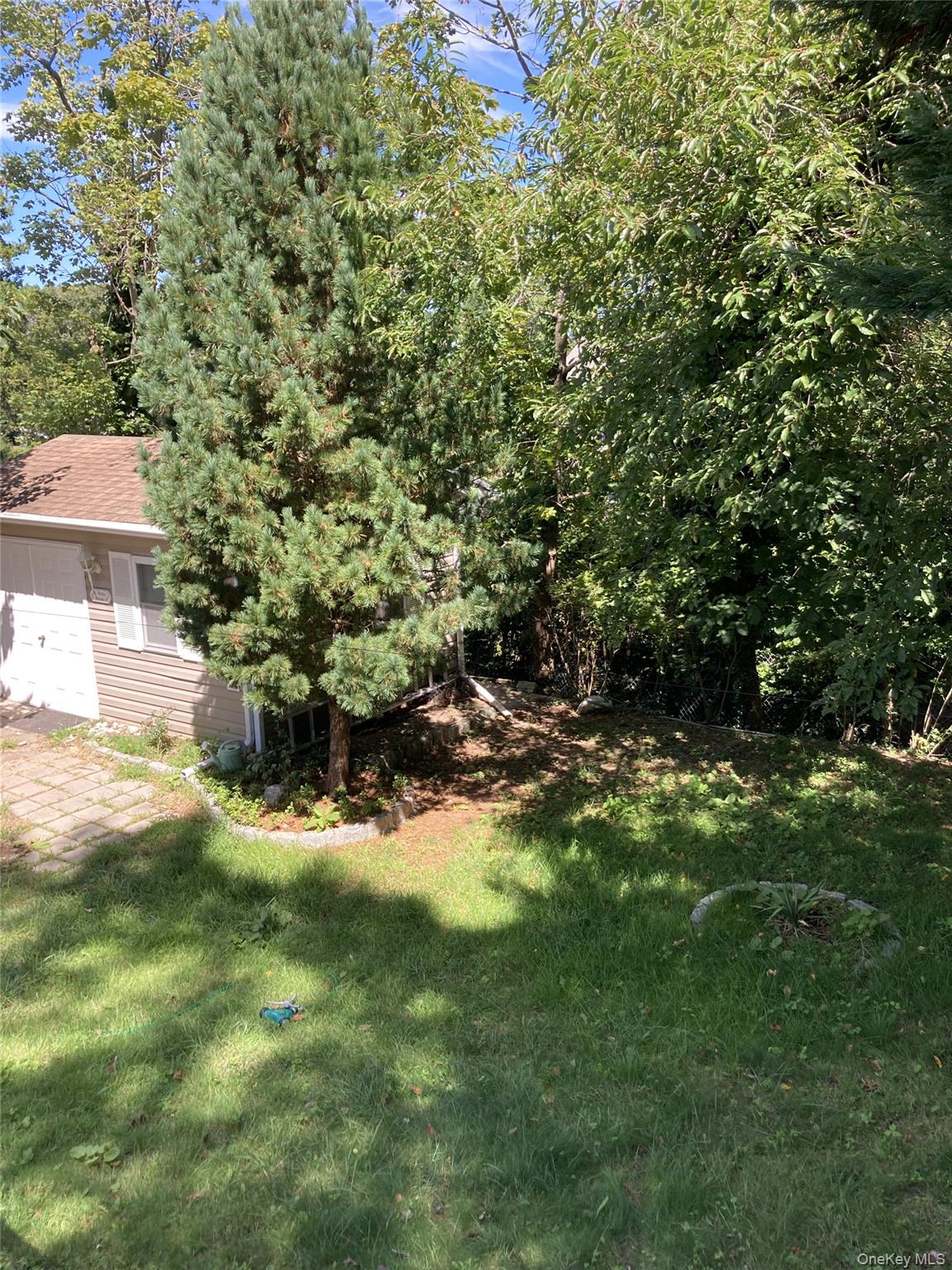 51 Aloma Road Rocky Point, NY 11778 - Photo 13 of 20