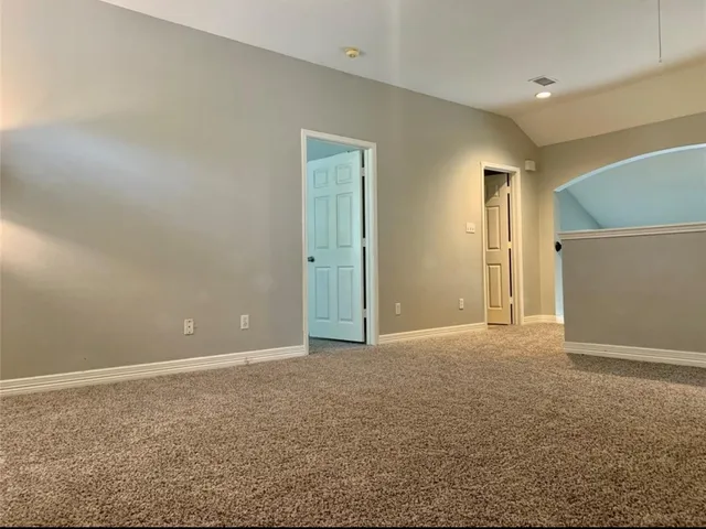 $2,525 | 10918 South Falls Terrace, Houston, TX 77095