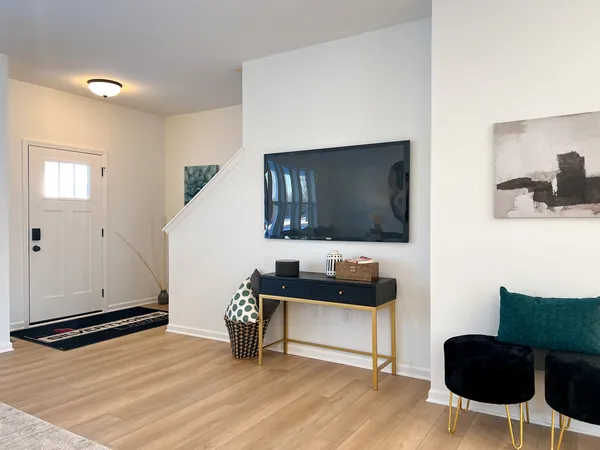 $419,711 | 94 West Crabapple Avenue, Cortland, IL 60112