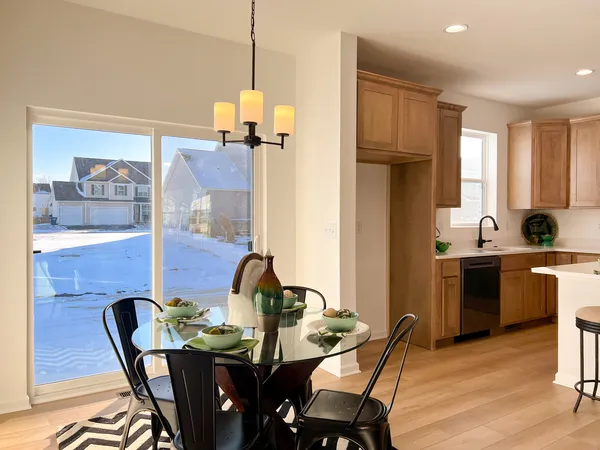 $419,711 | 94 West Crabapple Avenue, Cortland, IL 60112