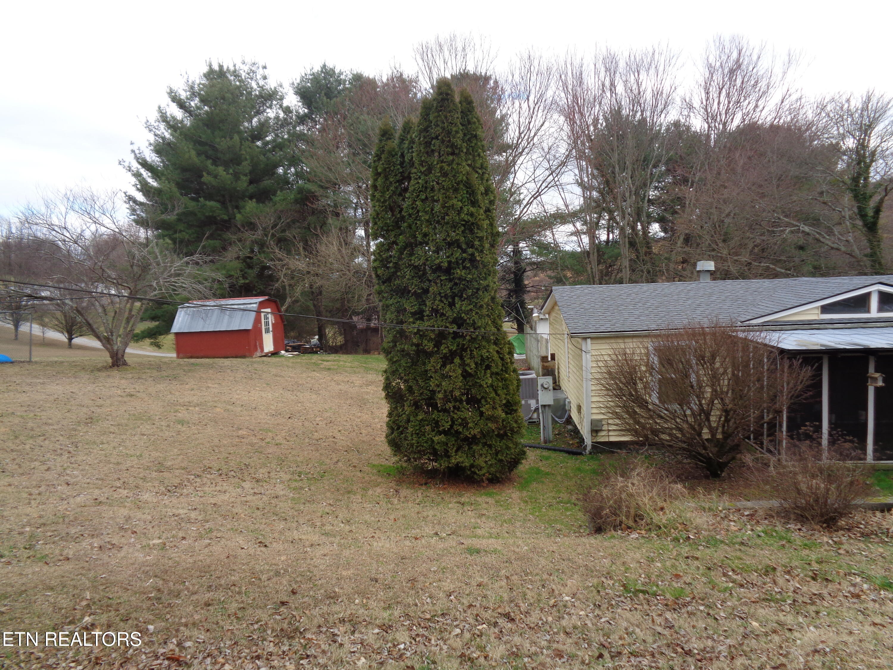 130 Tom Treece Road Morristown, TN 37814 - Photo 3 of 27 DSC00741