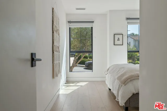 $11,200 | 5265 Dahlia Drive, Los Angeles, CA 90041