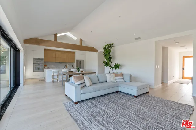 $11,200 | 5265 Dahlia Drive, Los Angeles, CA 90041