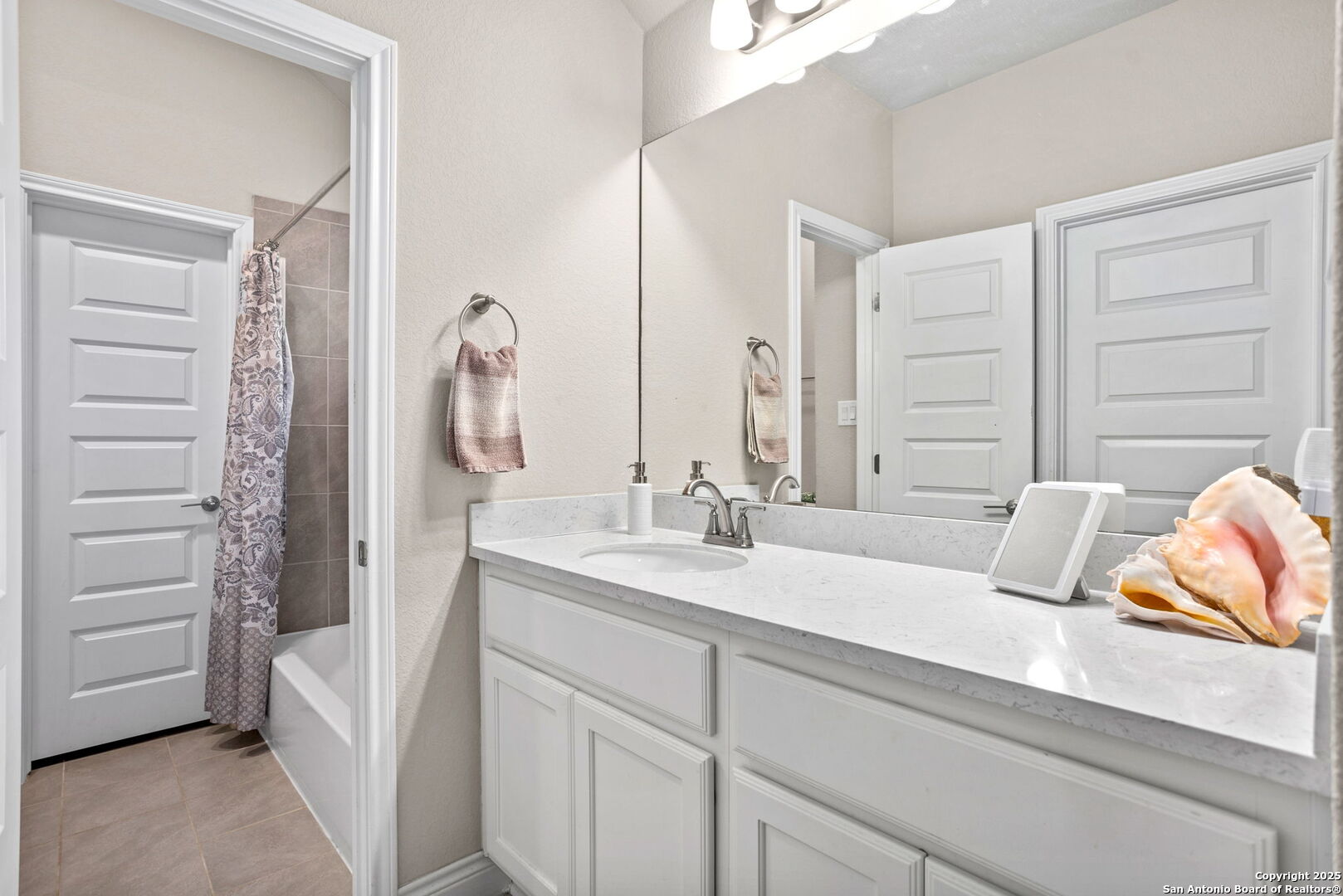 97 Simpatico Boerne, TX 78006 - Photo 17 of 23